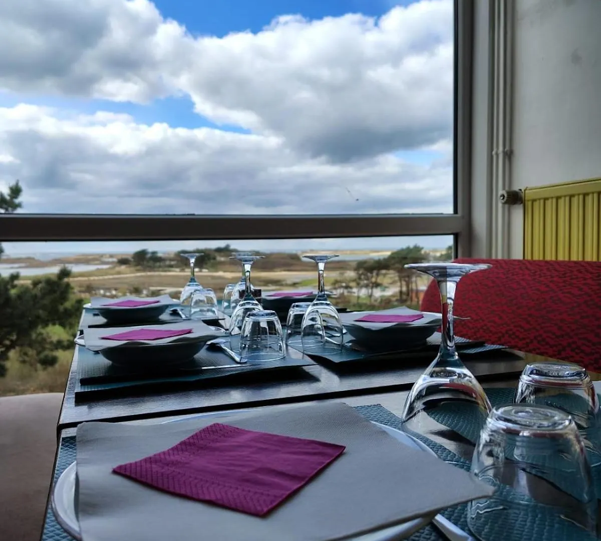 Auberge Granit Rose - Hébergement partagé pour tous en Auberge de Jeunesse - Vue sur mer Trébeurden Hostal